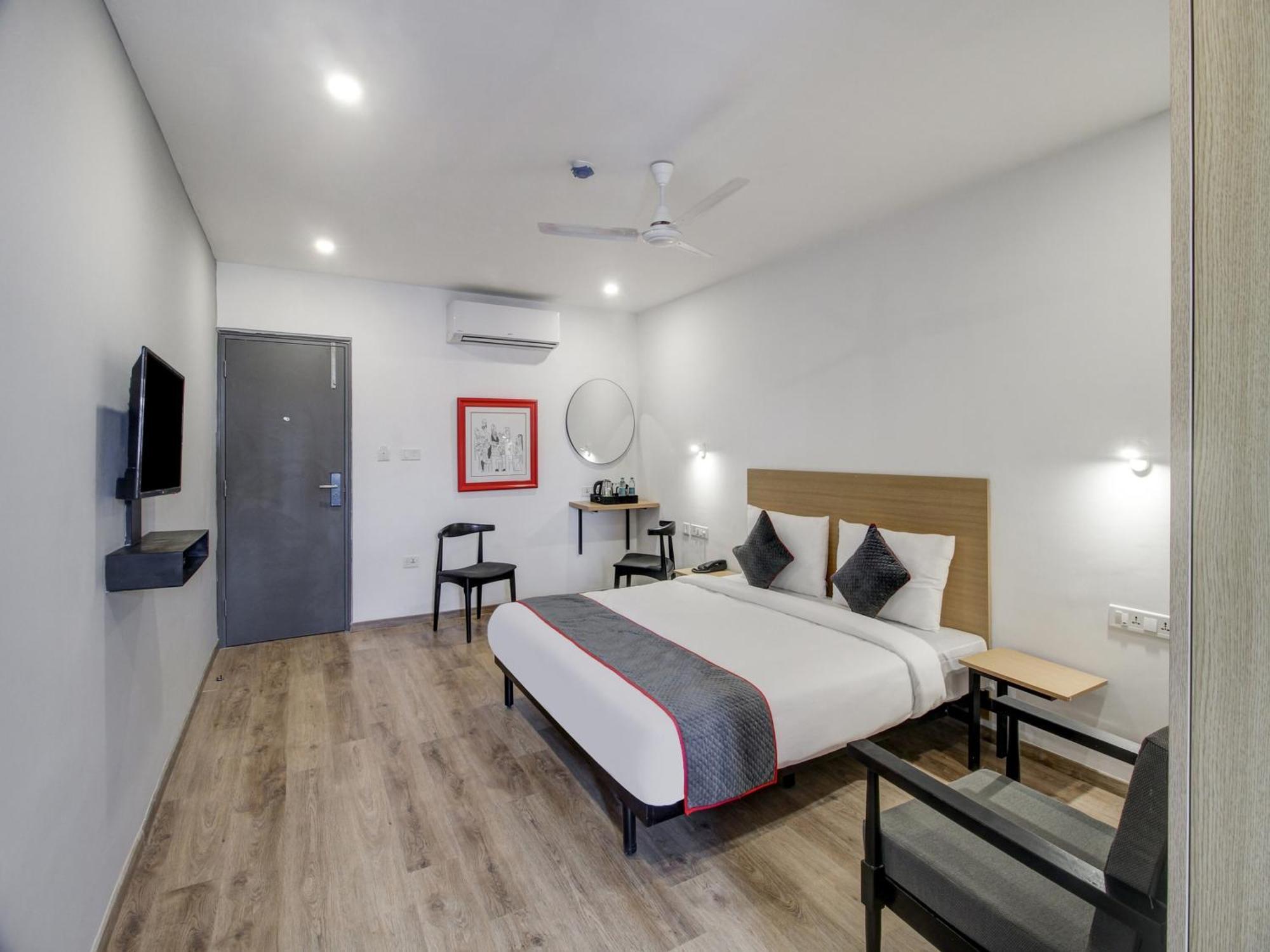 Super Townhouse Rcc Majestic 397 Lb Nagar Hyderabad Exterior foto