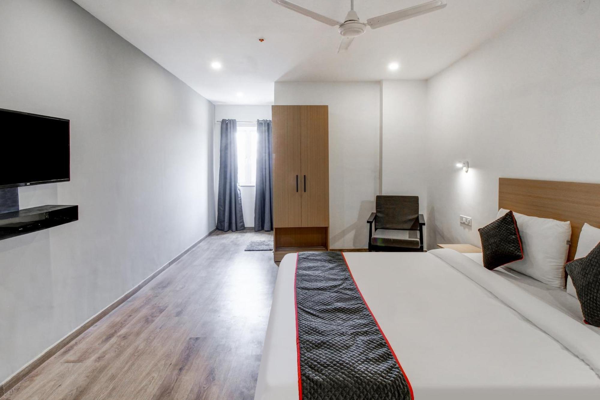 Super Townhouse Rcc Majestic 397 Lb Nagar Hyderabad Exterior foto