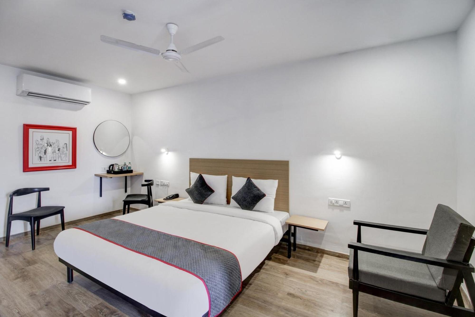 Super Townhouse Rcc Majestic 397 Lb Nagar Hyderabad Exterior foto