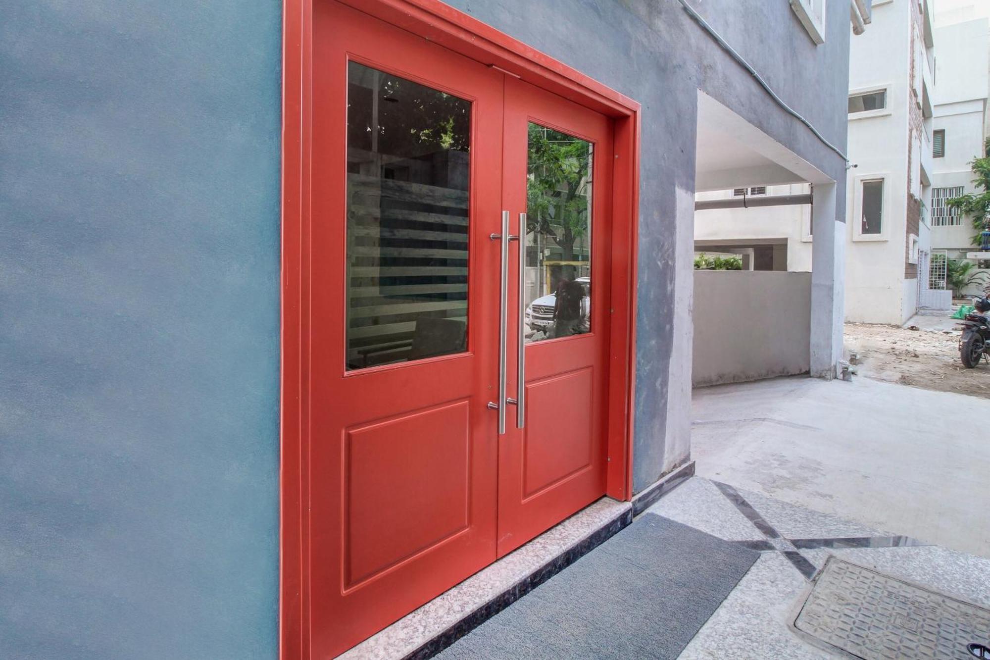 Super Townhouse Rcc Majestic 397 Lb Nagar Hyderabad Exterior foto
